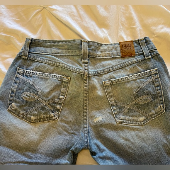 BKE low rise jeans. Flare leg. - Picture 9 of 10